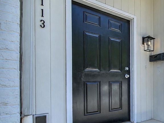 2nd image of 1113 N Orianna St