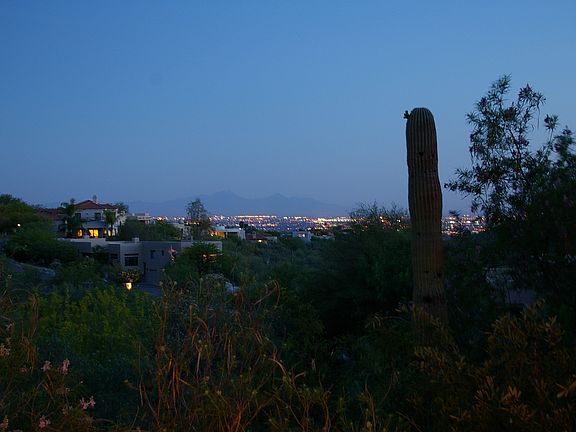 4th image of 6341 N Placita Derrumbadera