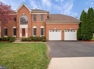 43513 Lucketts Bridge Cir, Ashburn, VA 20148