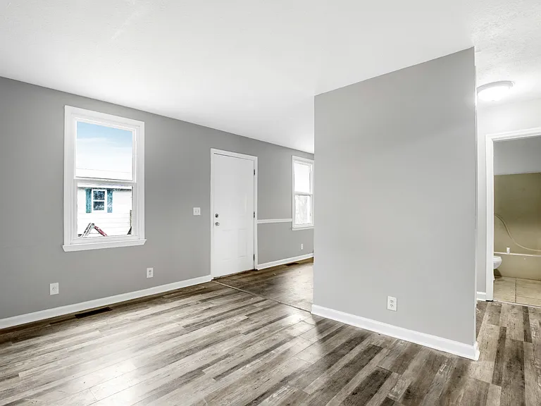 838 Circle Dr — Photo 4