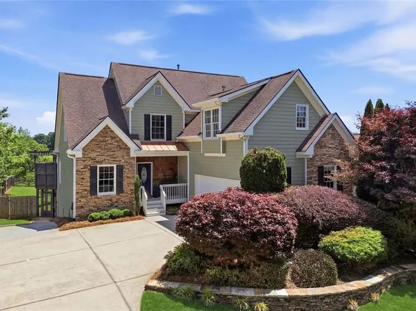 7165 Creek Ridge Dr, Gainesville, GA 30506