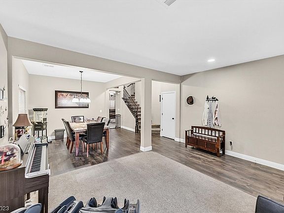 4th image of 7839 Castle Rock Peak St