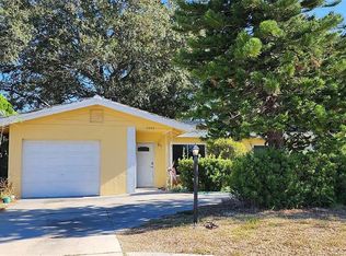 2035 Greenbriar Blvd, Clearwater, FL 33763