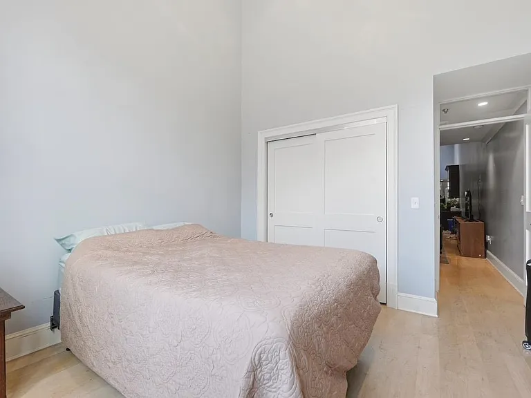 500 Jefferson St #5 — Photo 11