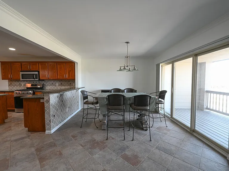 28777 Berwick Ct — Photo 6