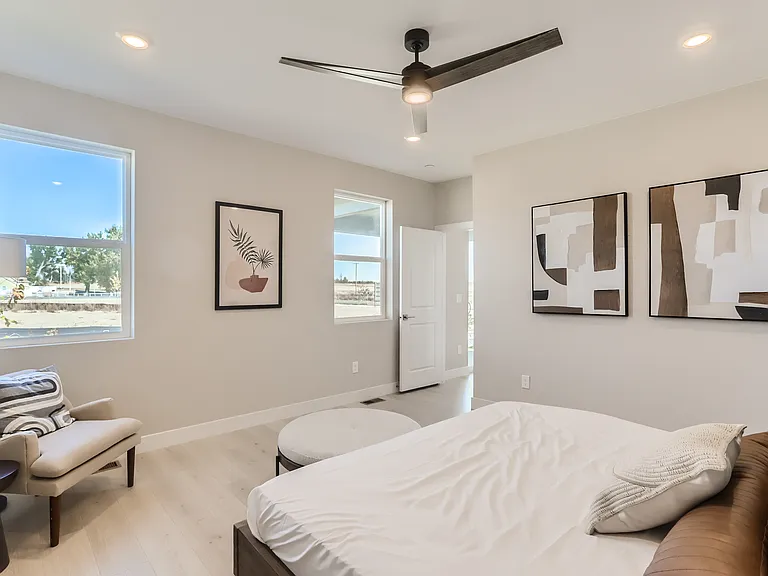2050 Ballyneal St — Photo 10