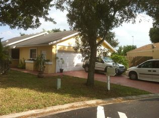 5612 SW 97th Ter, Cooper City, FL 33328