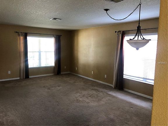 3rd image of 3826 Klondike Pl