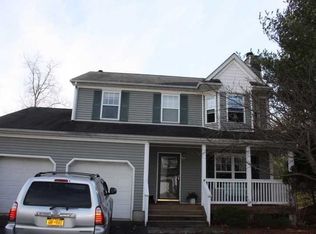 4 E Saw Mill Run, Poughquag, NY 12570