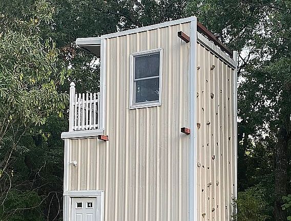 Tree House 
Pro climb/repel
