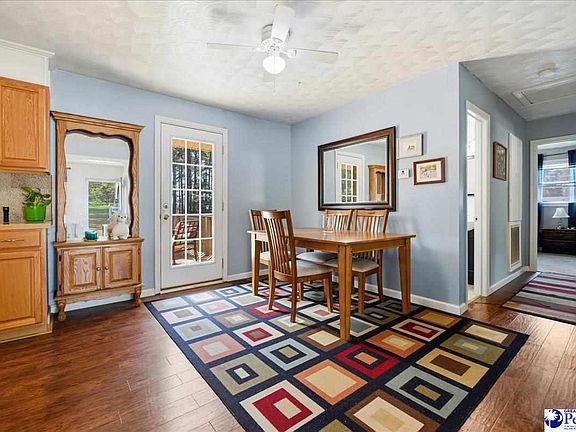 5th image of 107 Hillsdale Dr