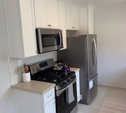 5th image of 1112 Donaldo Ct