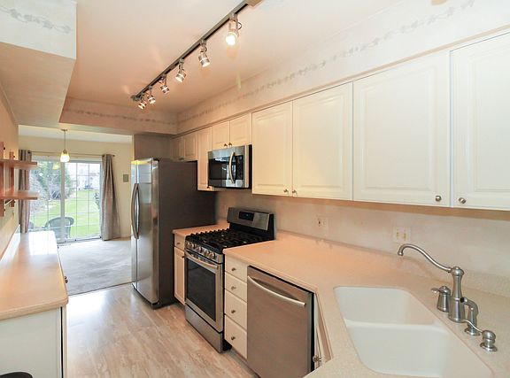5th image of 3153 Daniels Ct