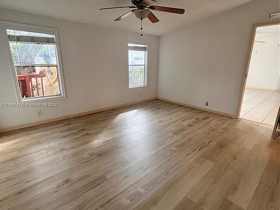4th image of 2631 E Marina Dr