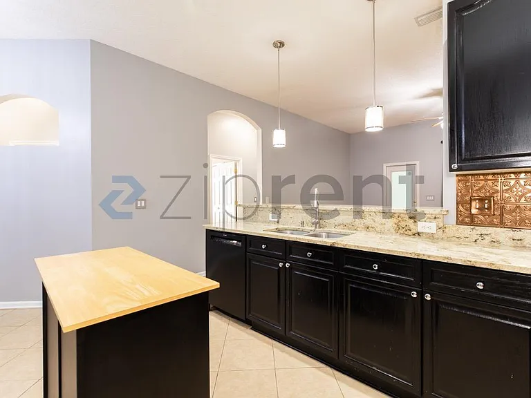 639 Sid Dr — Photo 12