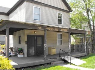 402 S Main St, Philippi, WV 26416