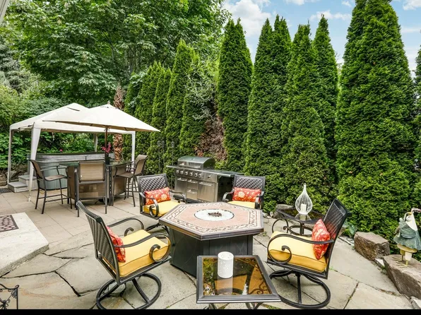 6528 NE 198th St, Kenmore, WA 98028