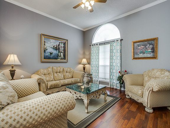 4th image of 1341 Newbury Ln