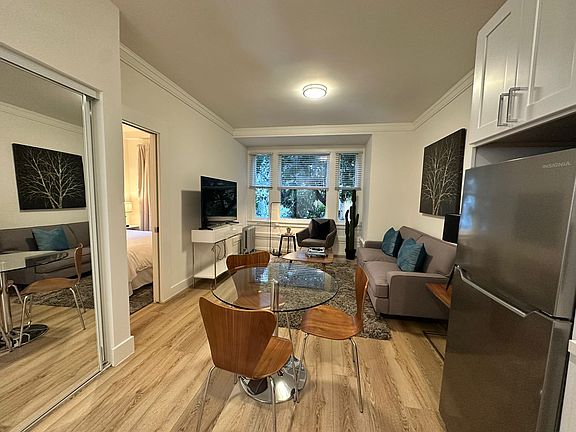 2nd image of 733 Bush St #105L