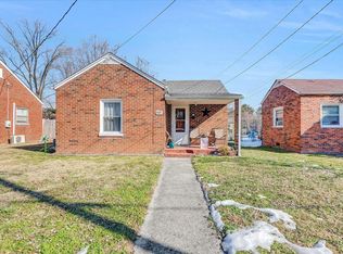 822 Tennessee St, Salem, VA 24153