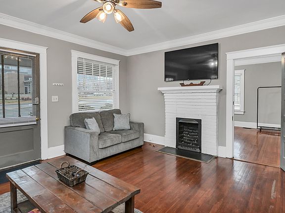 4th image of 2227 Bull St