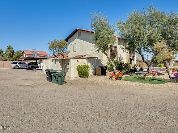 4th image of 2446 E Waltann Ln