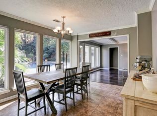 17402 Beaver Springs Dr, Houston, TX 77090