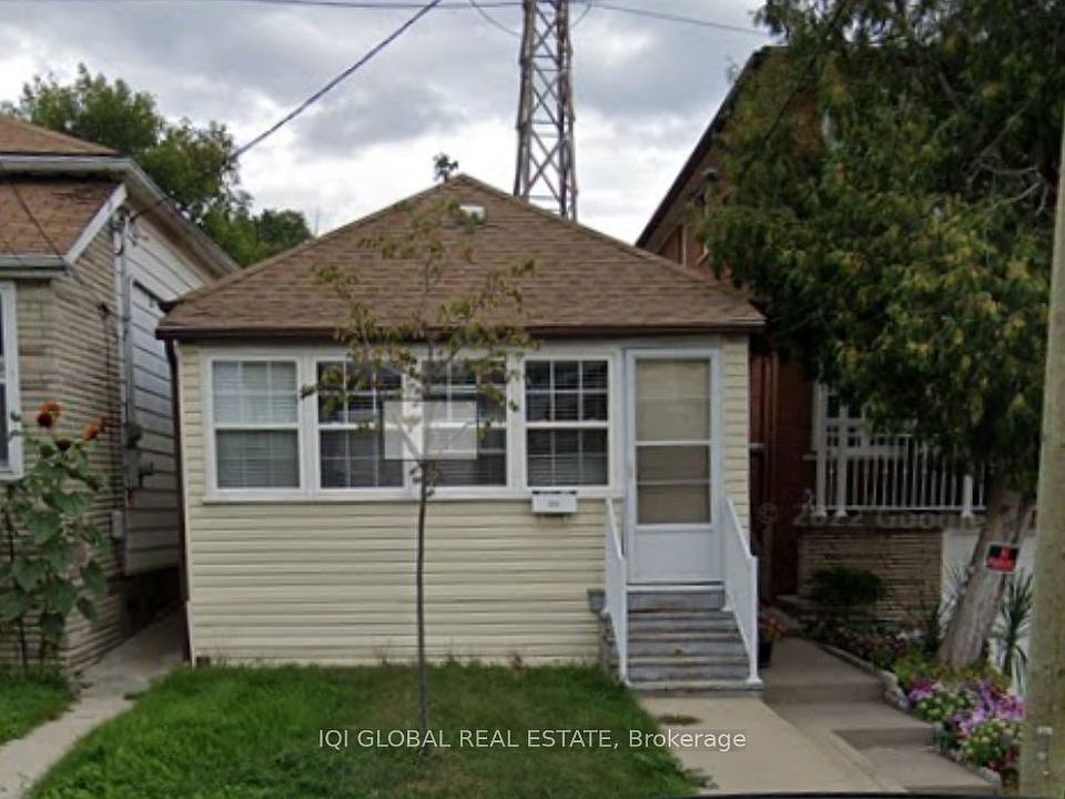 1st image of 223 Prescott Ave S