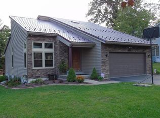 38 Circle Dr, Hollidaysburg, PA 16648