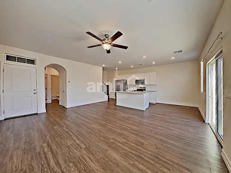 979 Nero Ave — Photo 7