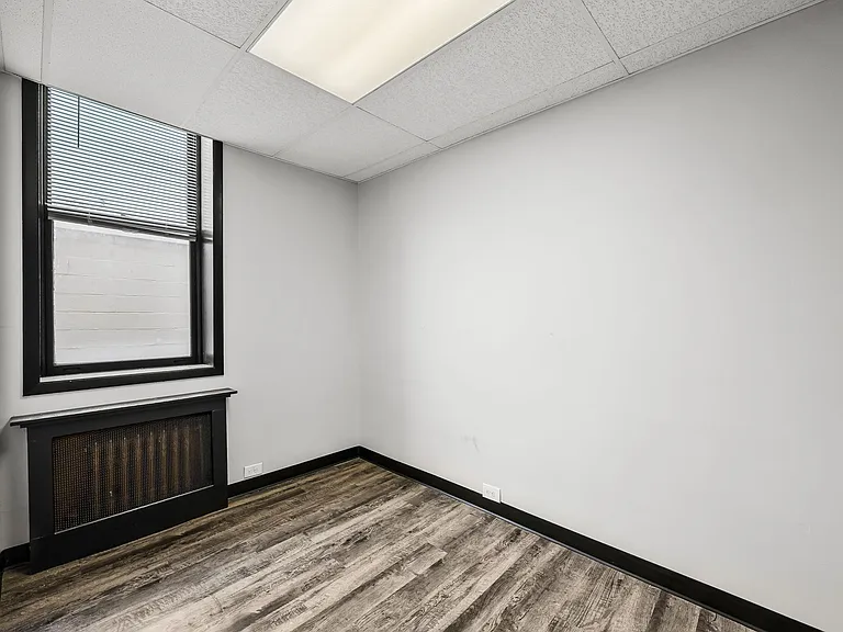 310 N Michigan St #205 — Photo 3