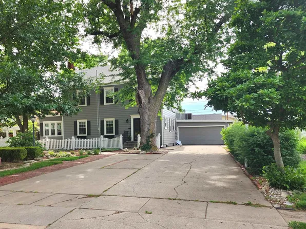 1015 N Walnut St, McPherson, KS 67460