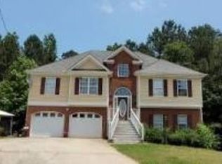 1009 Creek Run Pl, Temple, GA 30179