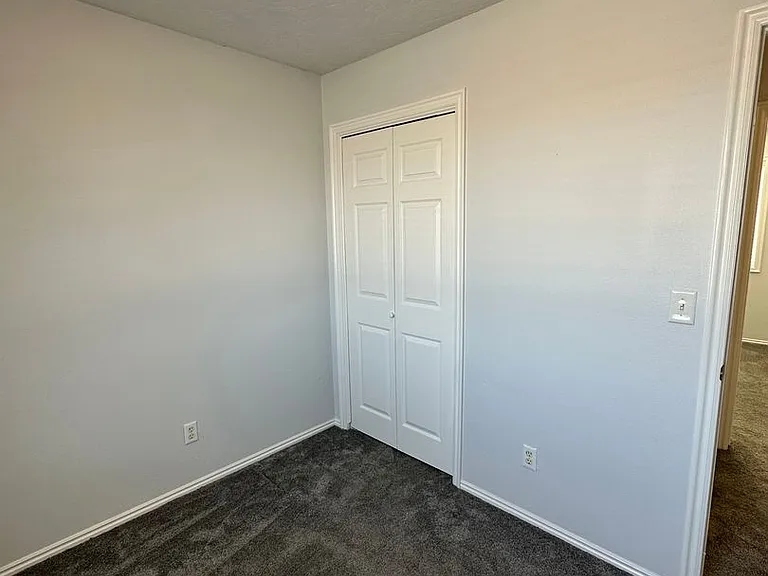 723 Laleene Dr — Photo 17