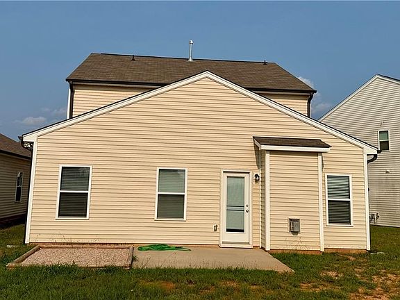 4th image of 629 Cam Cir