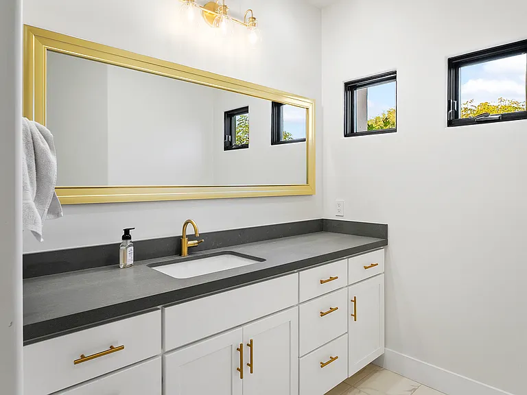 6718 E San Juan Ave — Photo 5