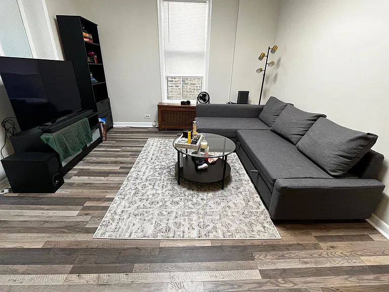 1514 W Wilson Ave #3R — Photo 9