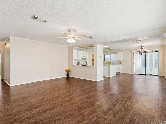 4th image of 8051 CANTURA MLS