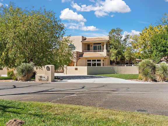 3rd image of 9519 Kandace Dr NW