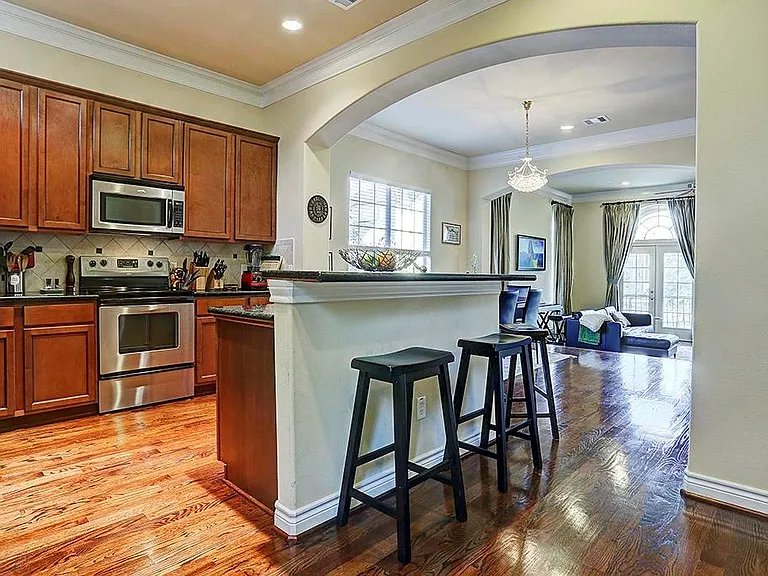 2602 Coastal Greens Dr — Photo 4