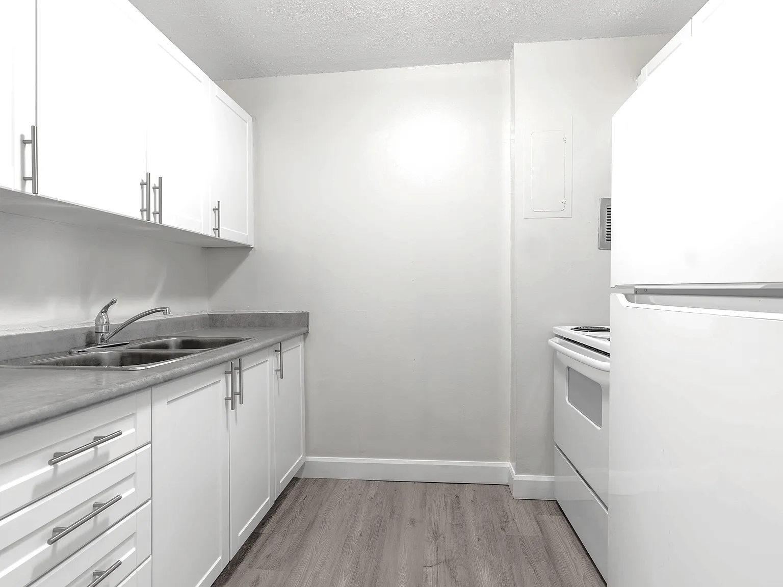 Snyder Avenue Apartments — Photo 1