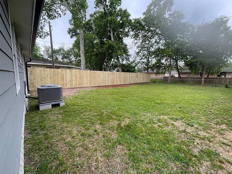 2508 S Texas Ave — Photo 20