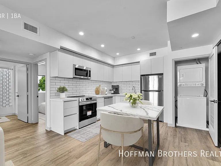 1240 Magnolia Ave #401 — Photo 16