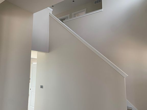 3rd image of 4840 Bethpage Dr NW