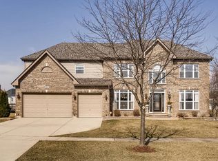 5412 Swan Cir, Hoffman Estates, IL 60192