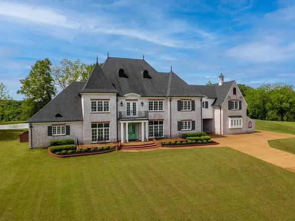 245 Cypress Lake Cv, Lakeland, TN 38002