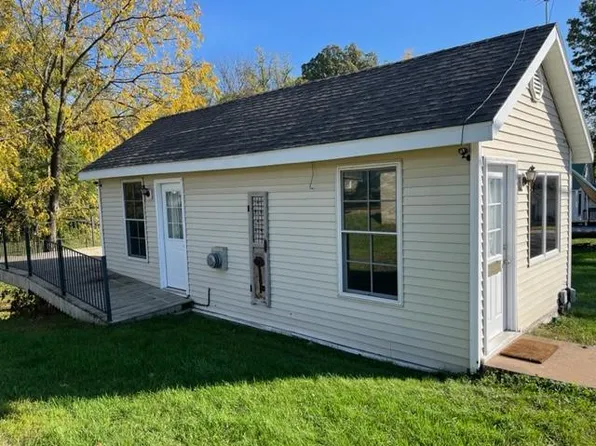 106 2nd Ave E, Milltown, WI 54858
