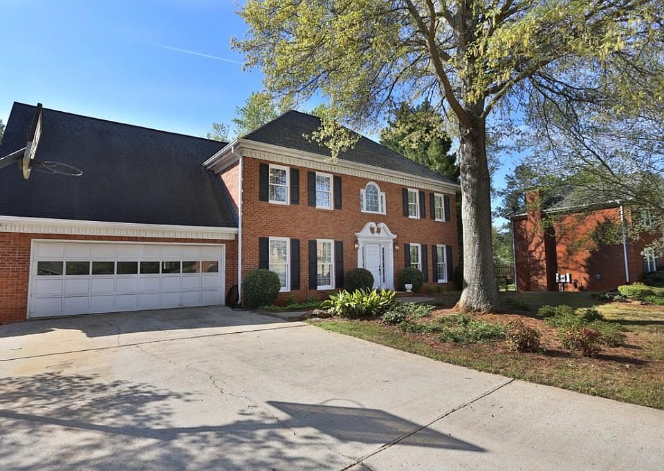 1st image of 540 Trombley Bay Ln