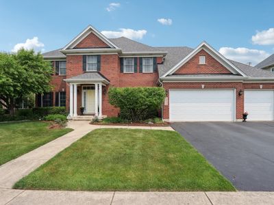 40W612 Blue Lake Cir N, St Charles, IL, 60175