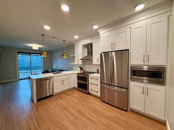 99 Foundry Pl Unit 112, Portsmouth, NH 03801